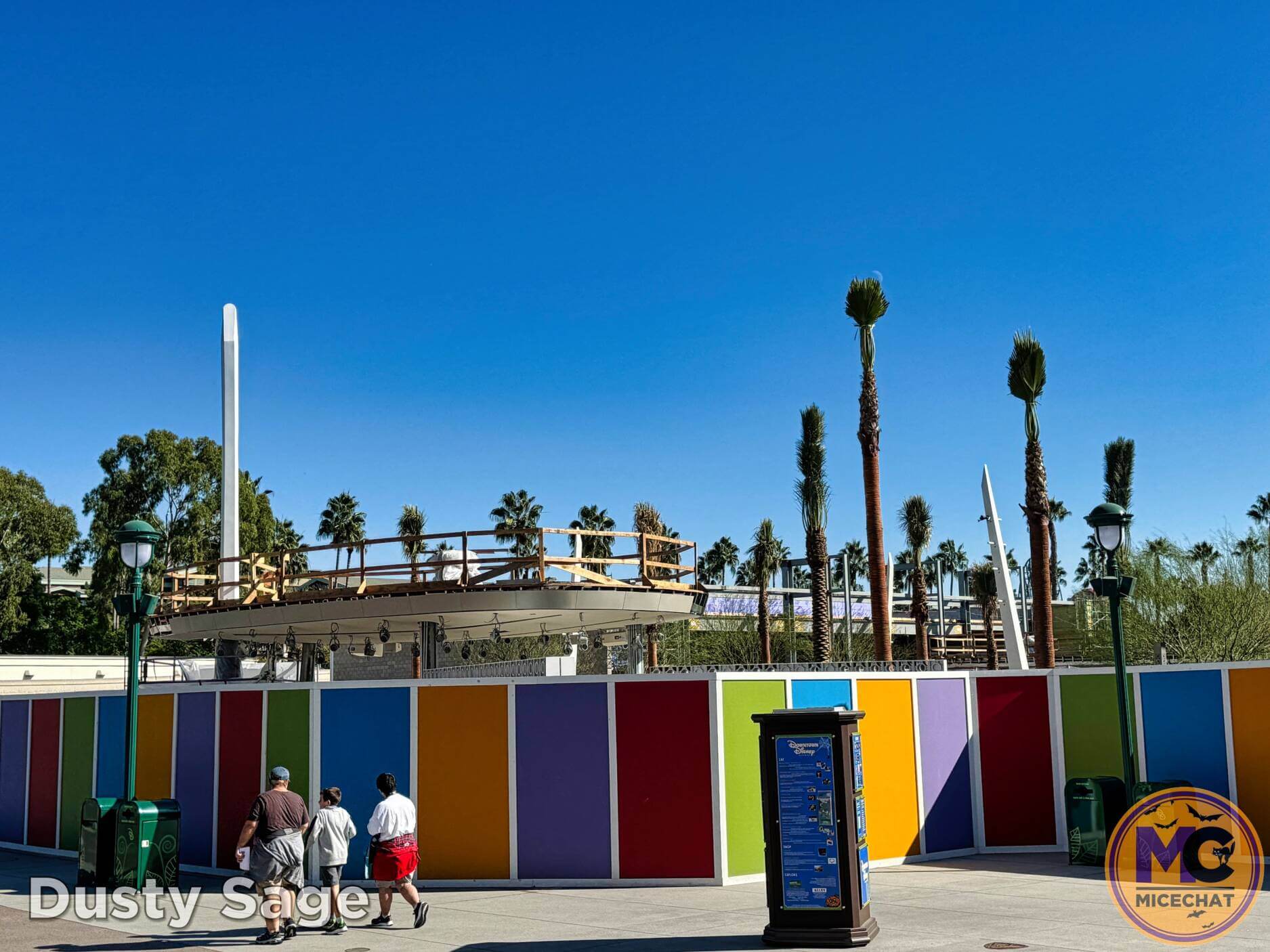 , Disneyland Update – Snowfall, Pumpkins & Missed Opportunities!