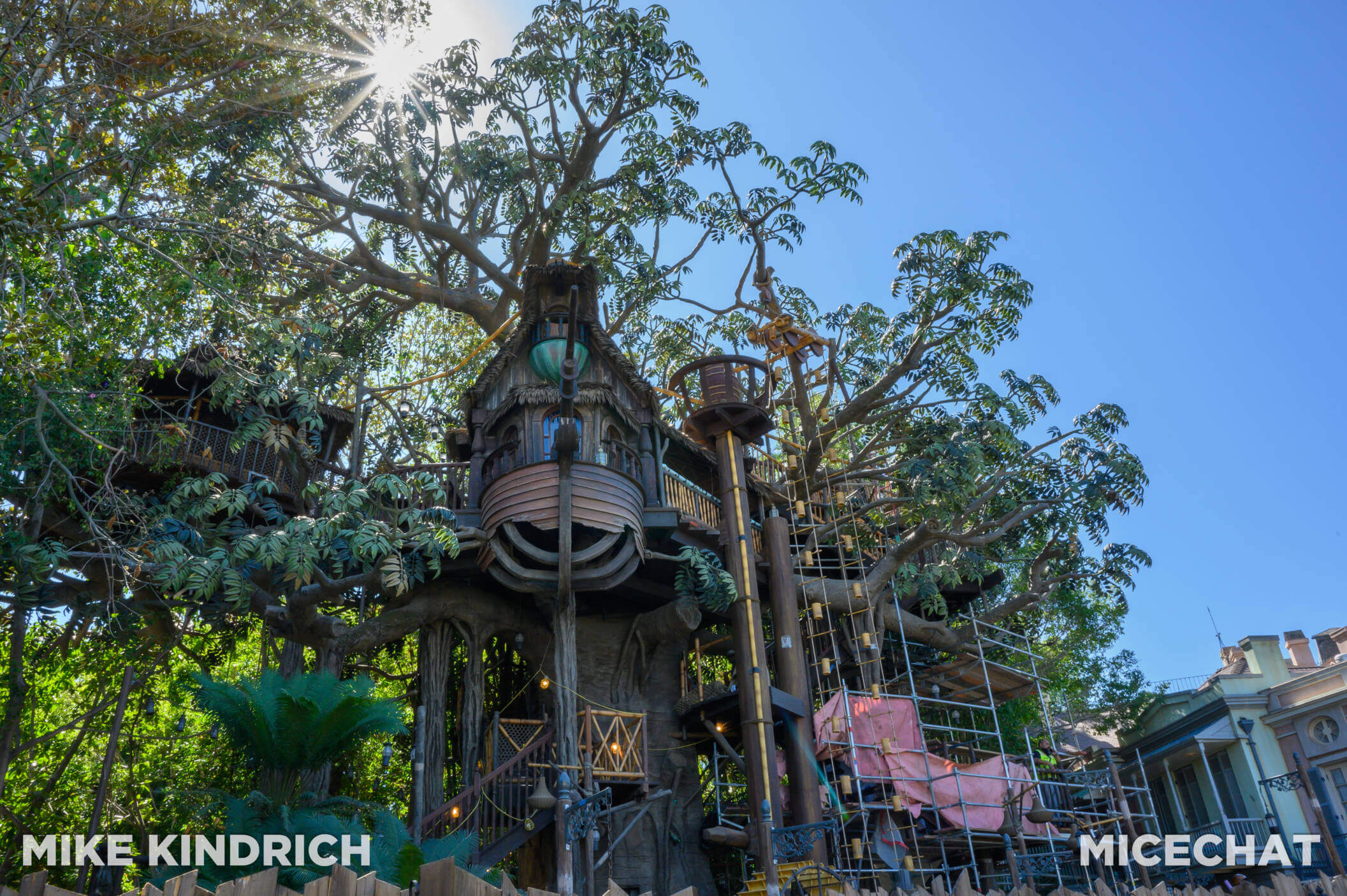 , Disneyland Update: Reservation Riddles, Disney Dilemmas, Cool Construction, and Holiday Hints