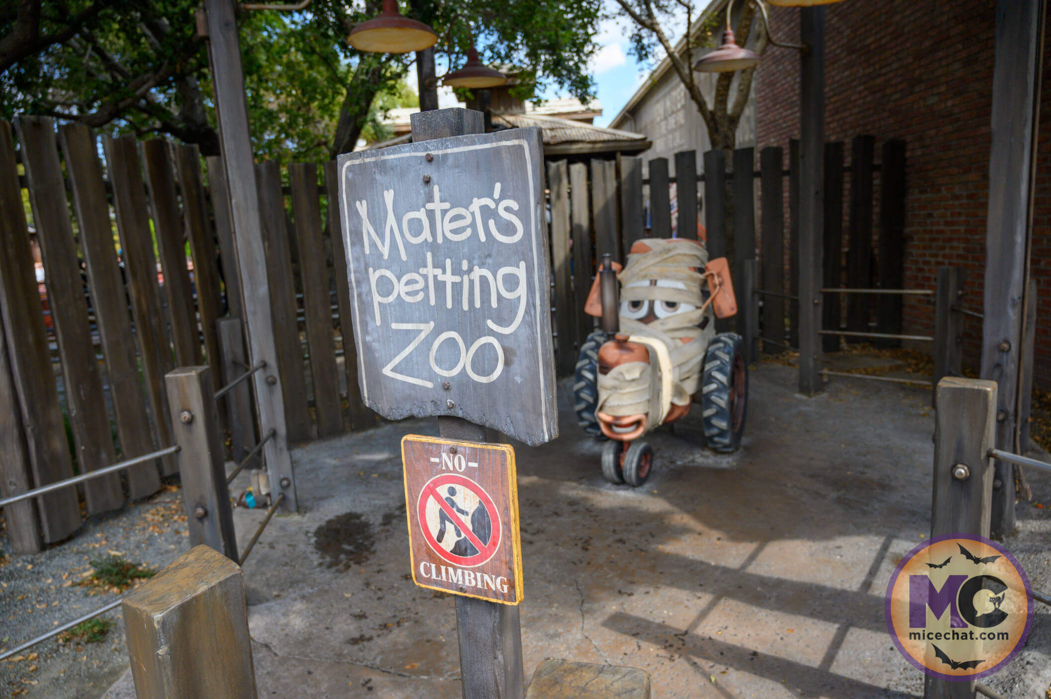 , Disneyland Update: Sad Departures and Exciting Additions!
