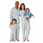 micechat disney holiday gift guide 2023-shopdisney-hanukkah family pajamas