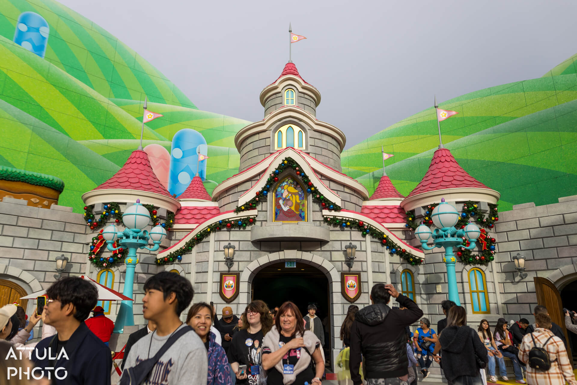 Universal Studios Hollywood Christmas, Universal Studios Hollywood Christmastime 2024: Magic, Mayhem, & Mario