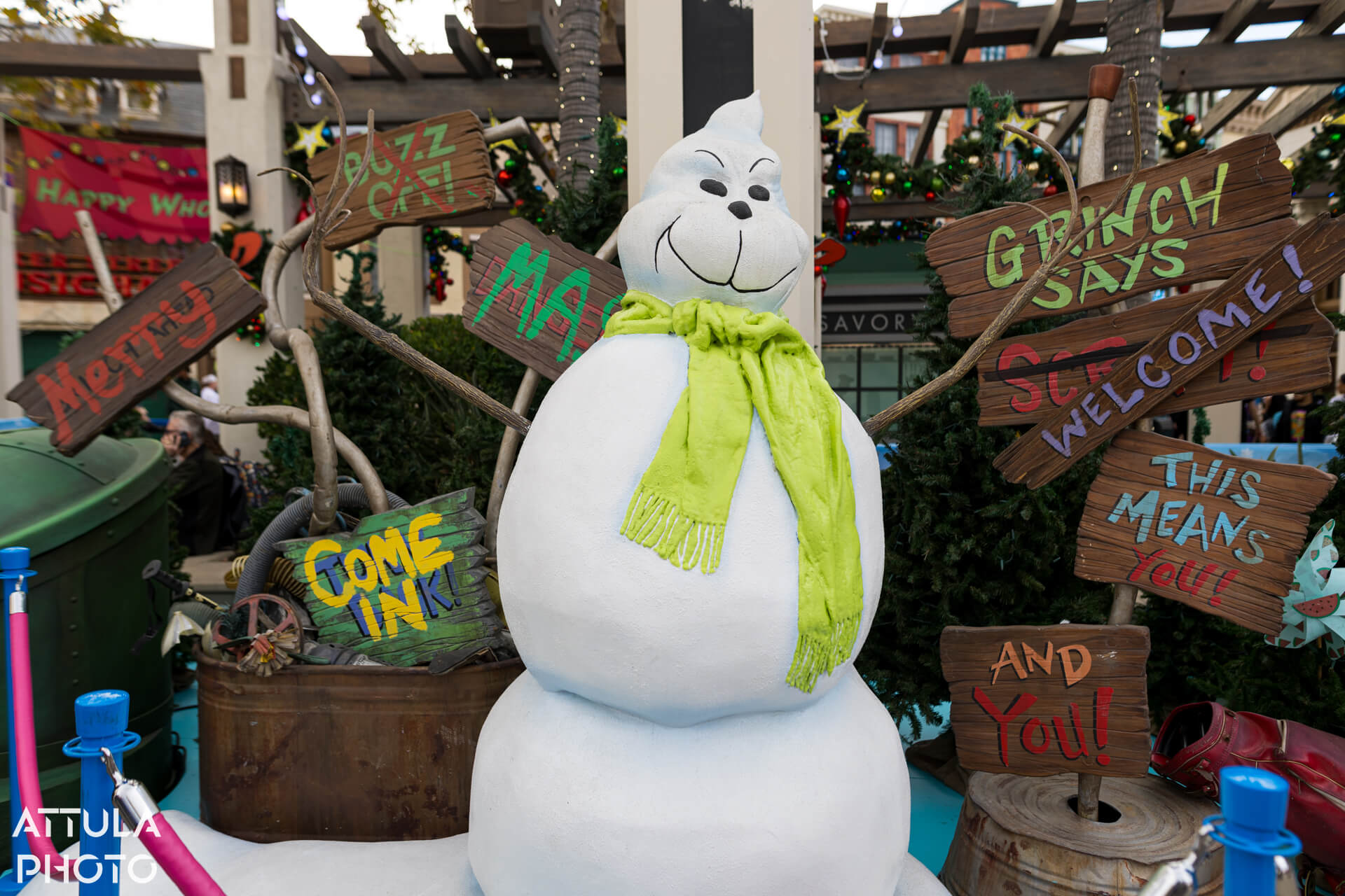 Universal Studios Hollywood Christmas, Universal Studios Hollywood Christmastime 2024: Magic, Mayhem, & Mario