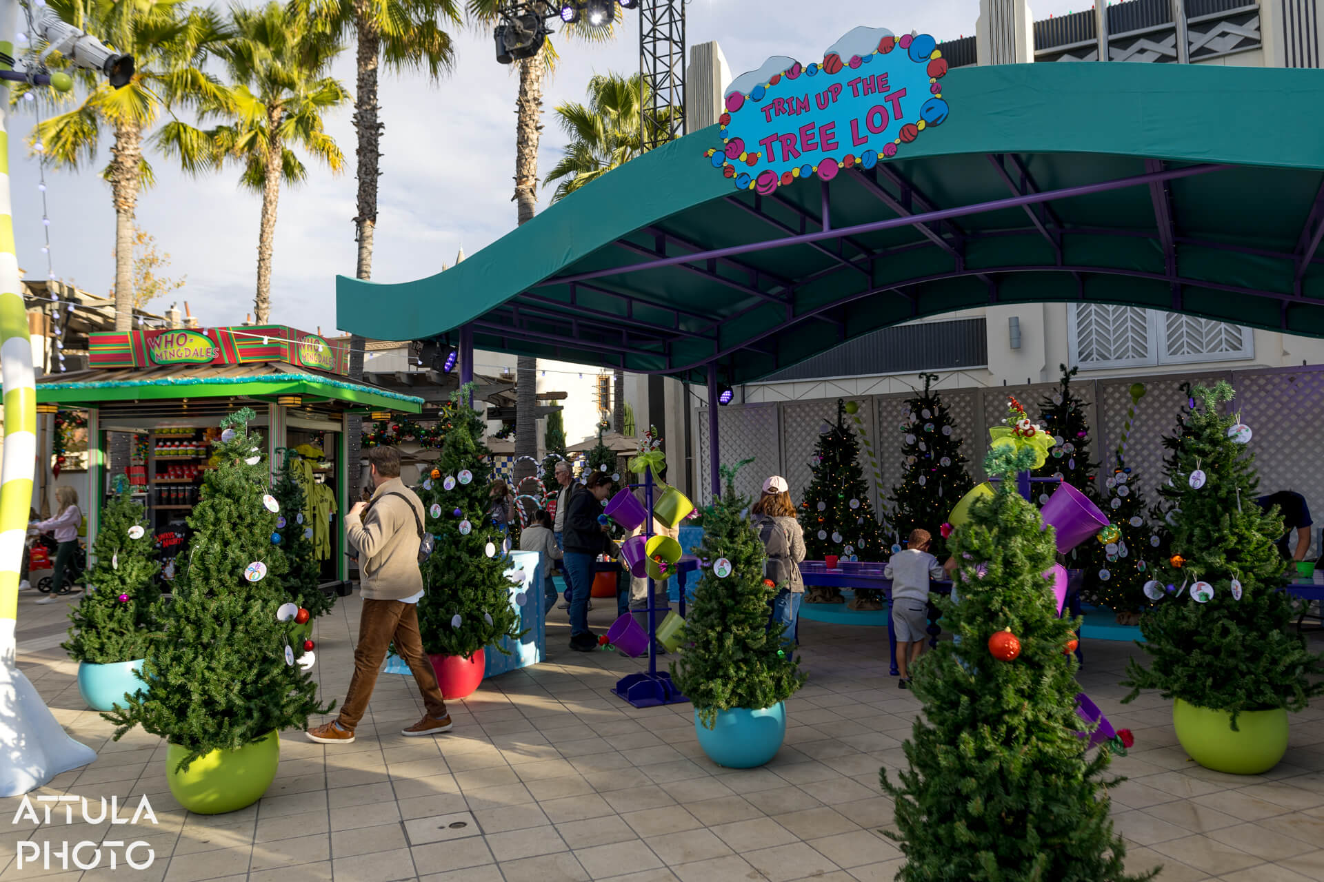 Universal Studios Hollywood Christmas, Universal Studios Hollywood Christmastime 2024: Magic, Mayhem, & Mario
