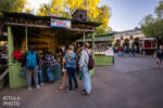 074_Knott’s Berry Farm_Knott’s Merry Farm_Craft booths