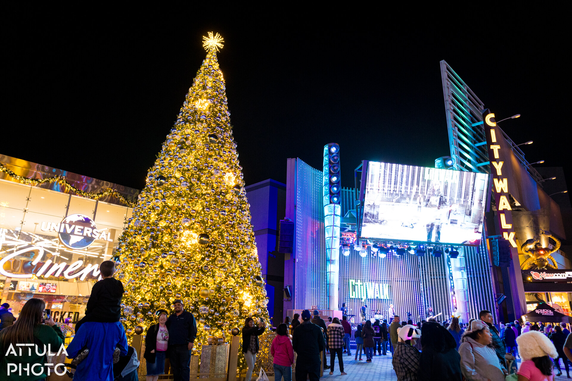 Universal Studios Hollywood Christmas, Universal Studios Hollywood Christmastime 2024: Magic, Mayhem, & Mario