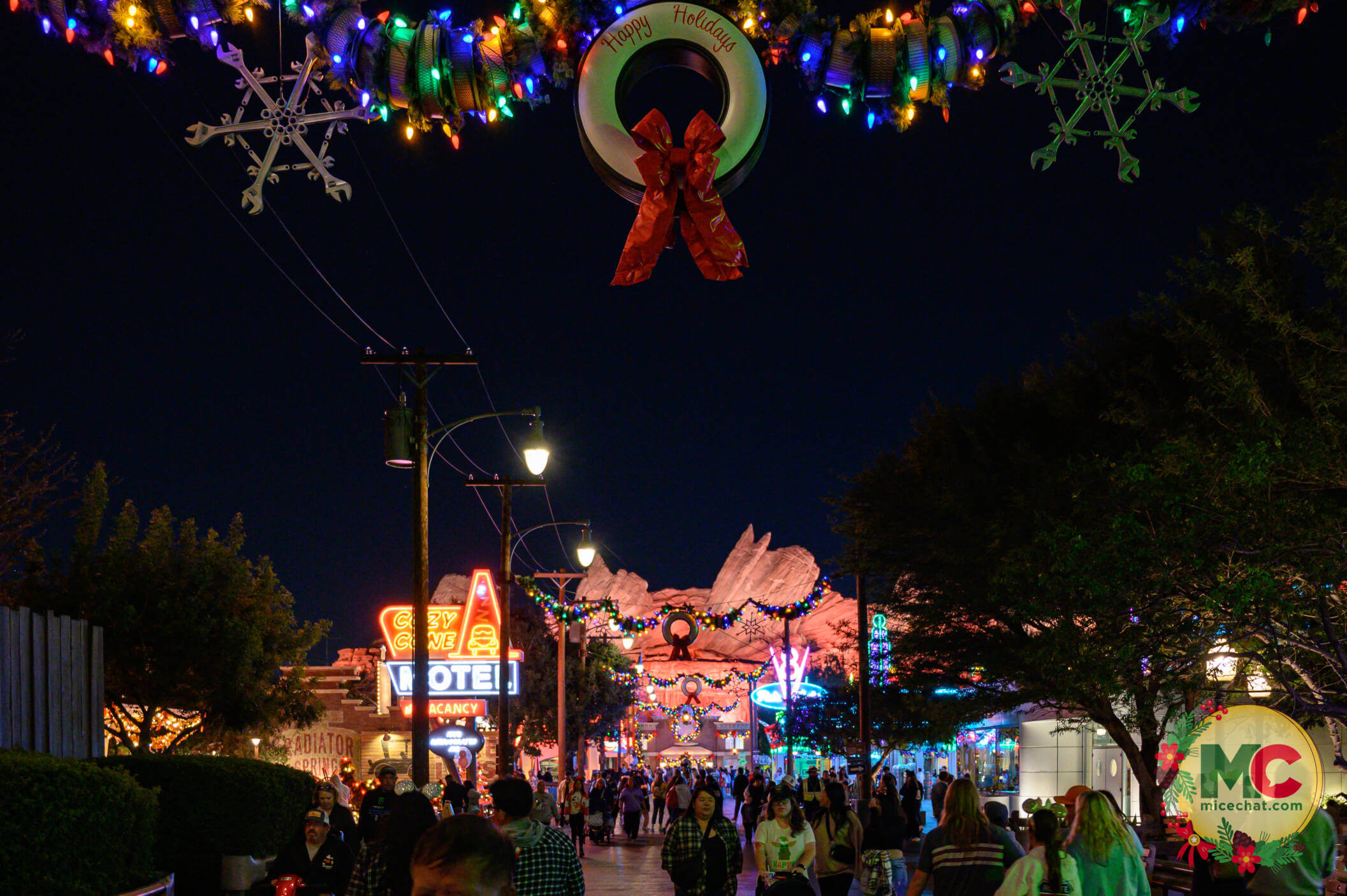 Disneyland holiday, Disneyland Update: Exciting Openings, Maintenance Concerns, Holiday Crush & Pin Rules