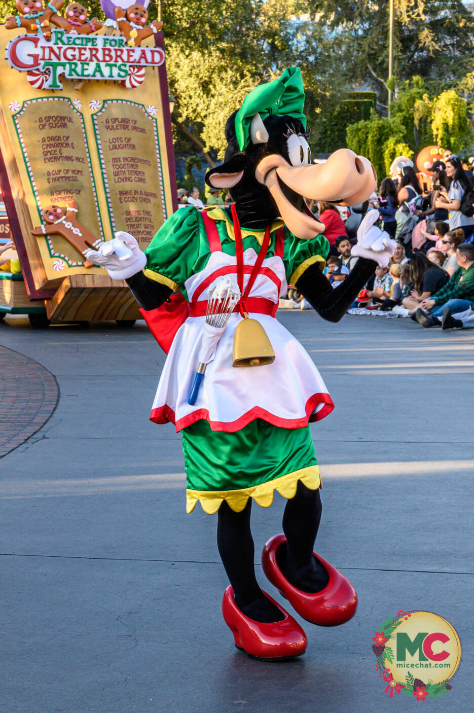 Disneyland holiday, Disneyland Update: Exciting Openings, Maintenance Concerns, Holiday Crush & Pin Rules