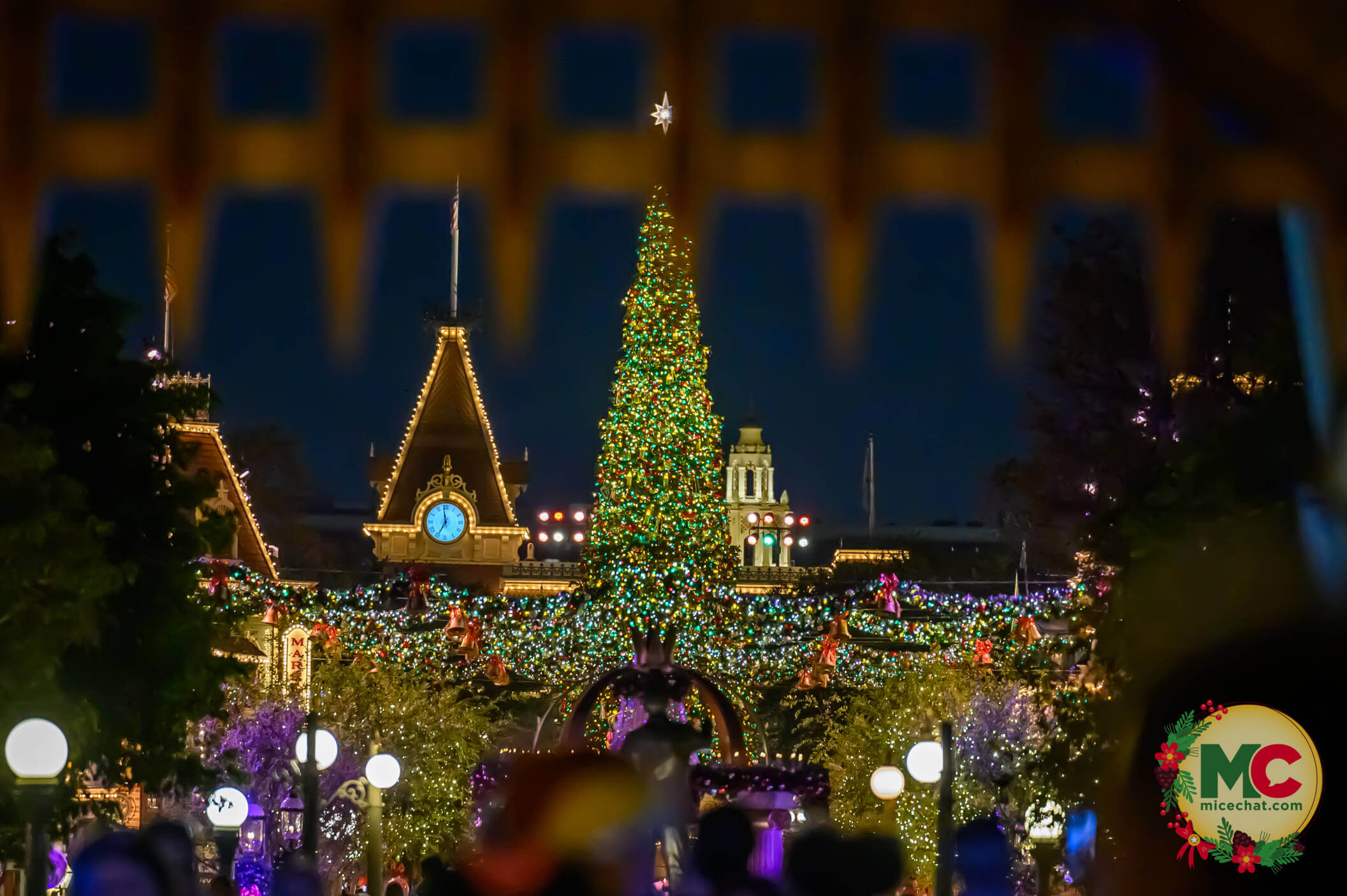 Disneyland holiday, Disneyland Update: Exciting Openings, Maintenance Concerns, Holiday Crush & Pin Rules