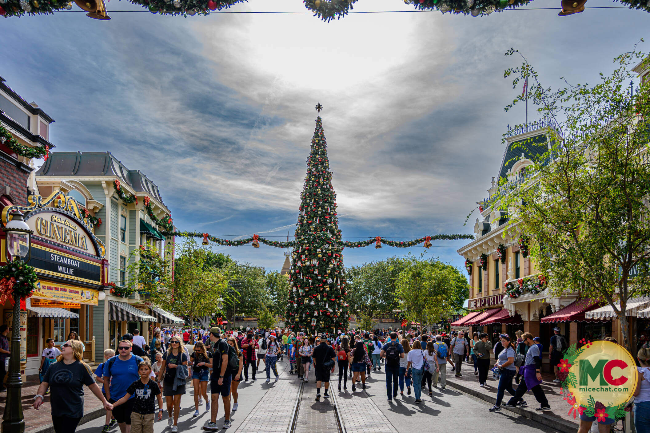 Disneyland holiday, Disneyland Update: Exciting Openings, Maintenance Concerns, Holiday Crush & Pin Rules
