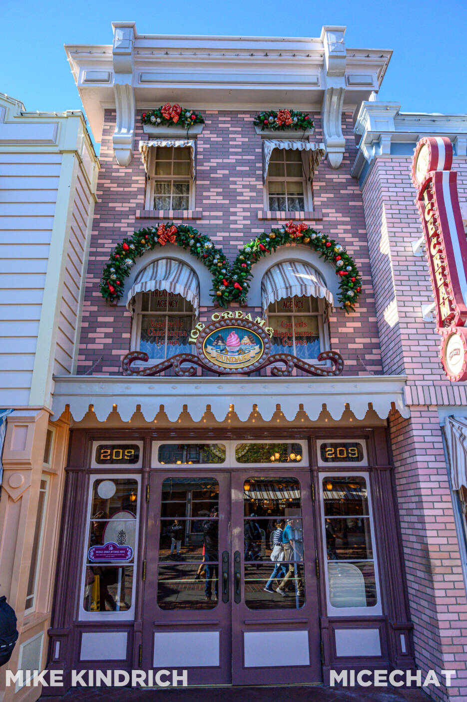 Windows on Main Street, Hidden Tributes Revealed: The Story Behind Disneyland&rsquo;s Main Street Windows (Part Three)