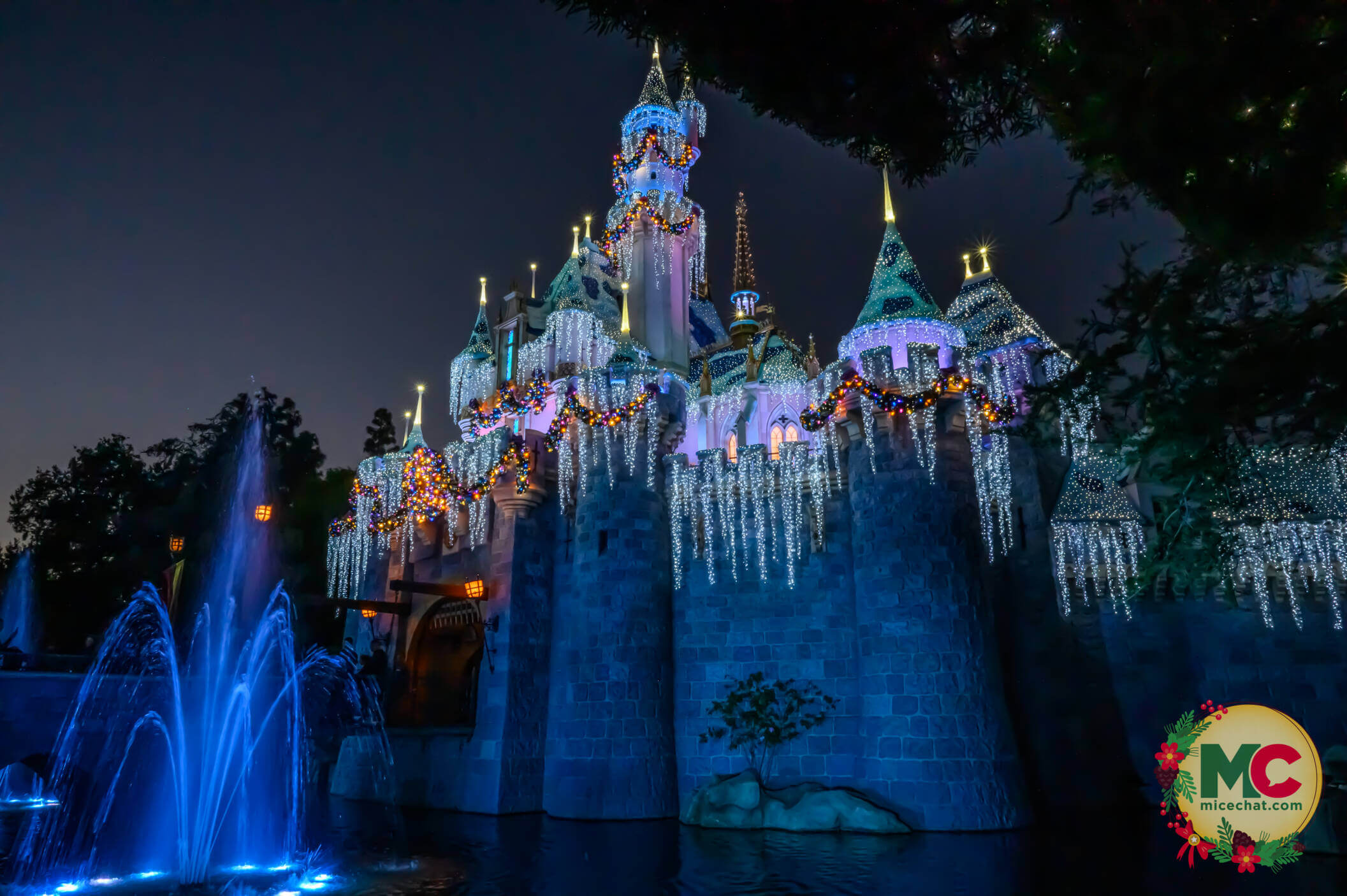 Disneyland holiday, Disneyland Update: Exciting Openings, Maintenance Concerns, Holiday Crush & Pin Rules