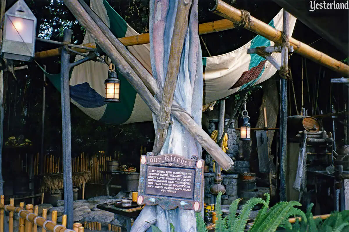 Adventureland Treehouse, MiceShots: Disneyland’s Adventureland Treehouse an Instant Classic!