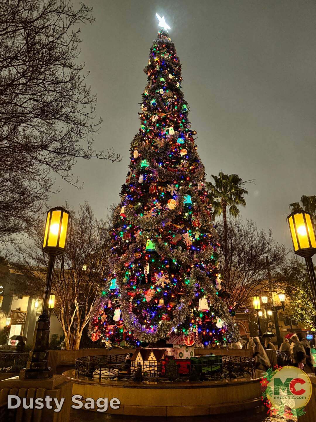 , Disneyland Update: Unwrapping New Thrills & Holiday Humbugs