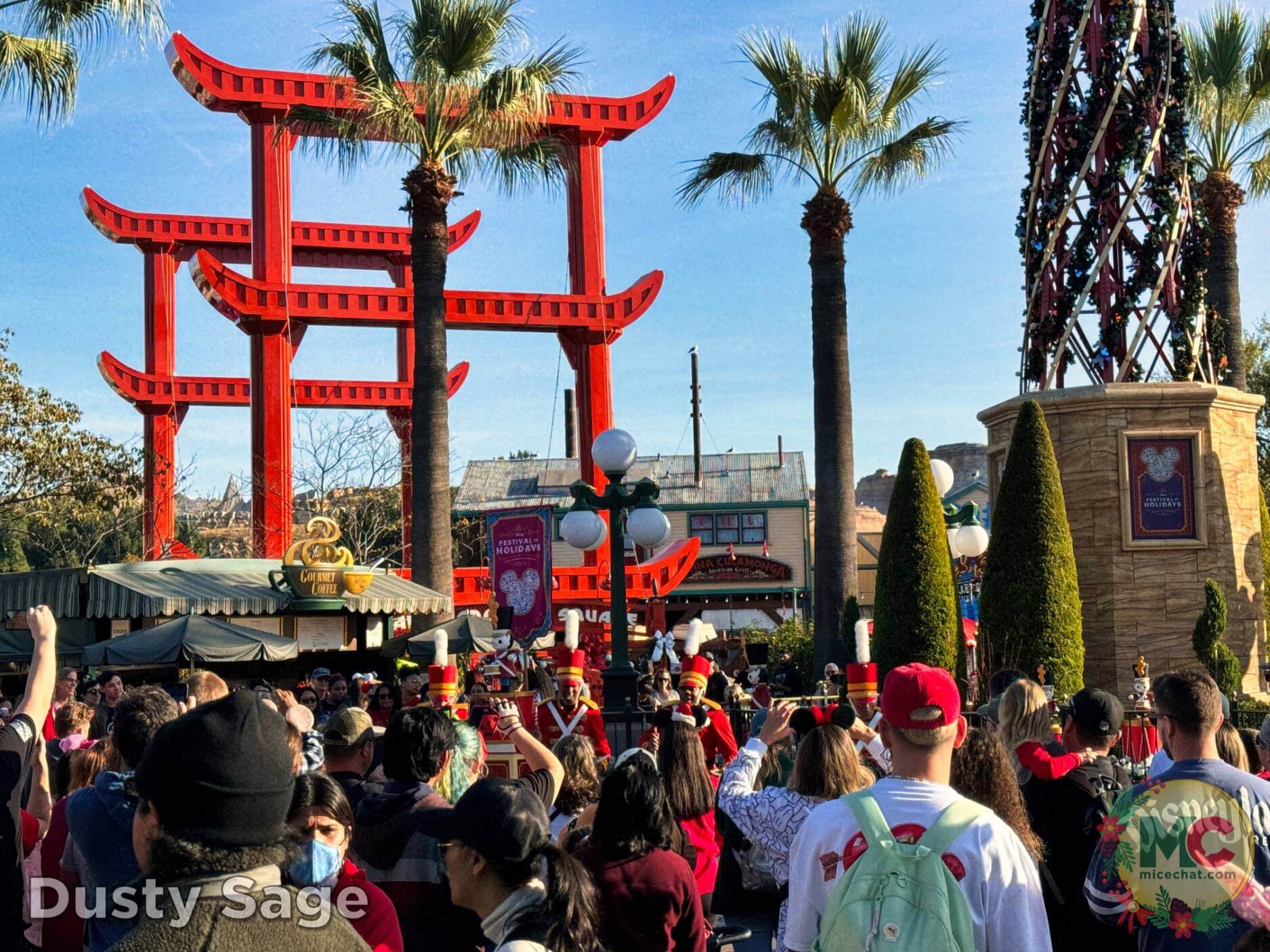 , Disneyland Update: The Big Christmas Lock Out