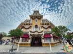 Hong Kong Disneyland emporium christmas