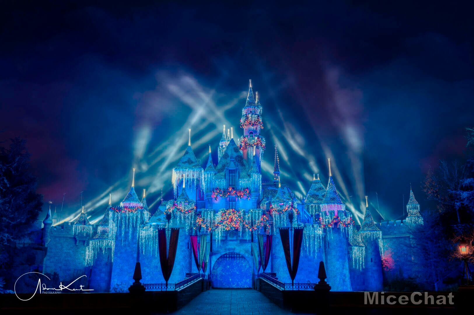 Disneyland Holiday, Your Guide to Disneyland Holiday Time 2025 – Food, Entertainment, Merch & More
