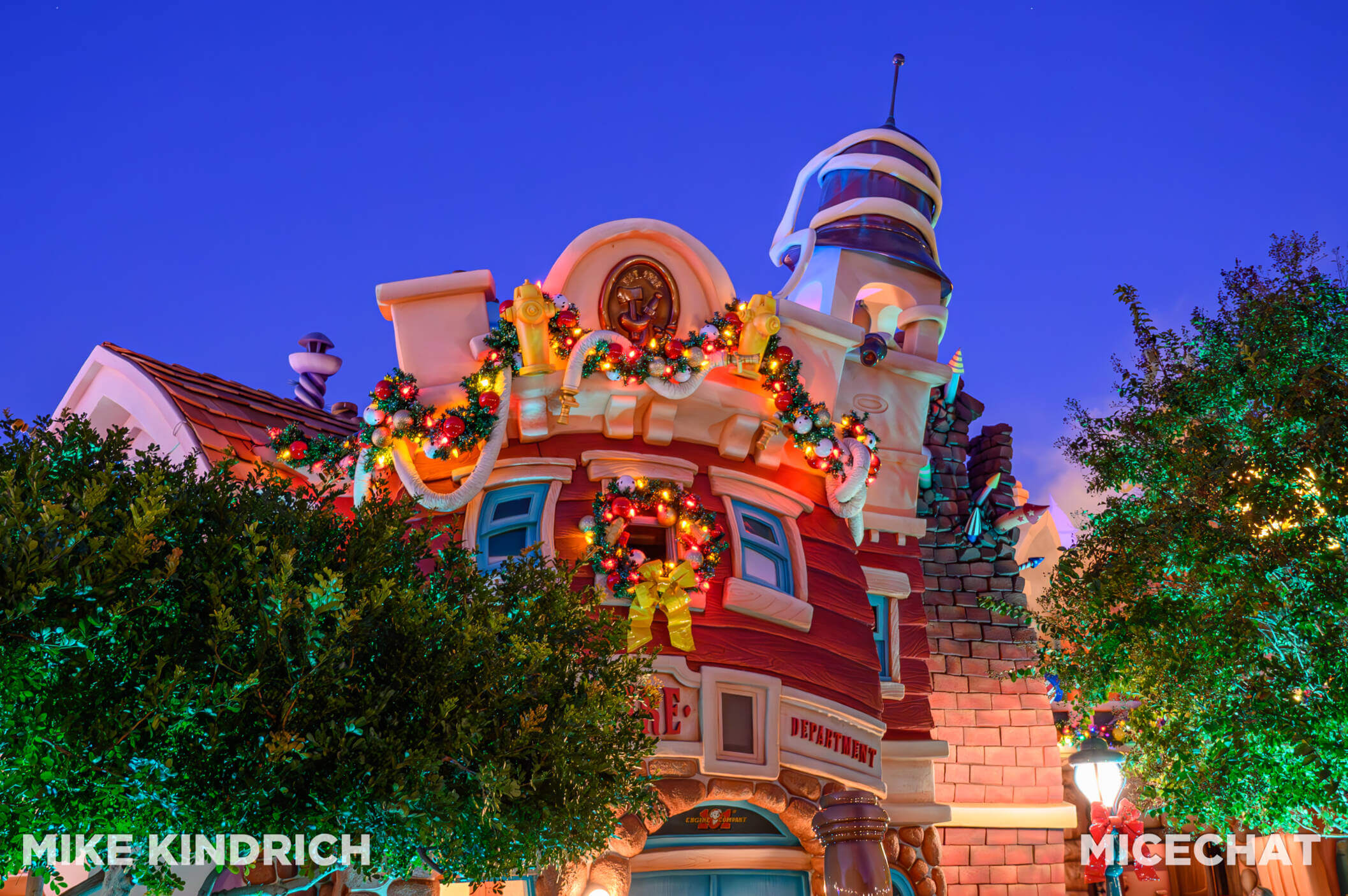 , Disneyland Update: The Big Christmas Lock Out