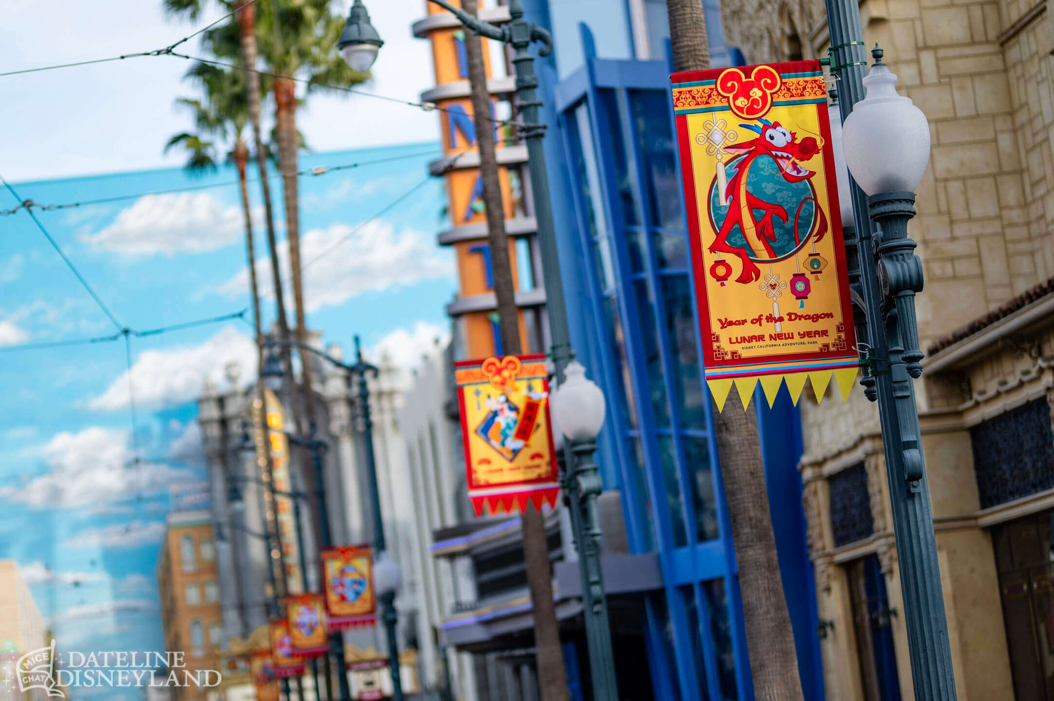 Disneyland, DISNEYLAND UPDATE: New Gates, Dragons & Haunted Mansion Closed!