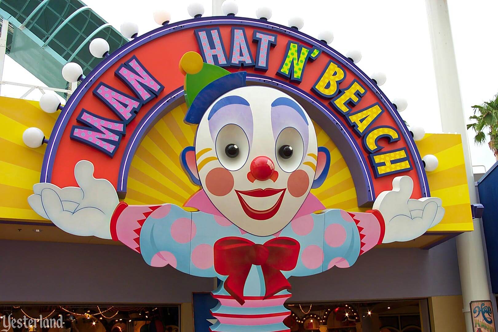 Yesterland: Man Hat n’ Beach at the Midway Shops of Paradise Pier Man Hat n’ Beach at the Midway Shop of Paradise Pier