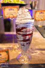 025_Knott’s_Boysenberry_Festival_Preview_Boysenberry Shake with an Oreo Churro
