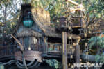 037_Disneyland_Adventureland Treehouse