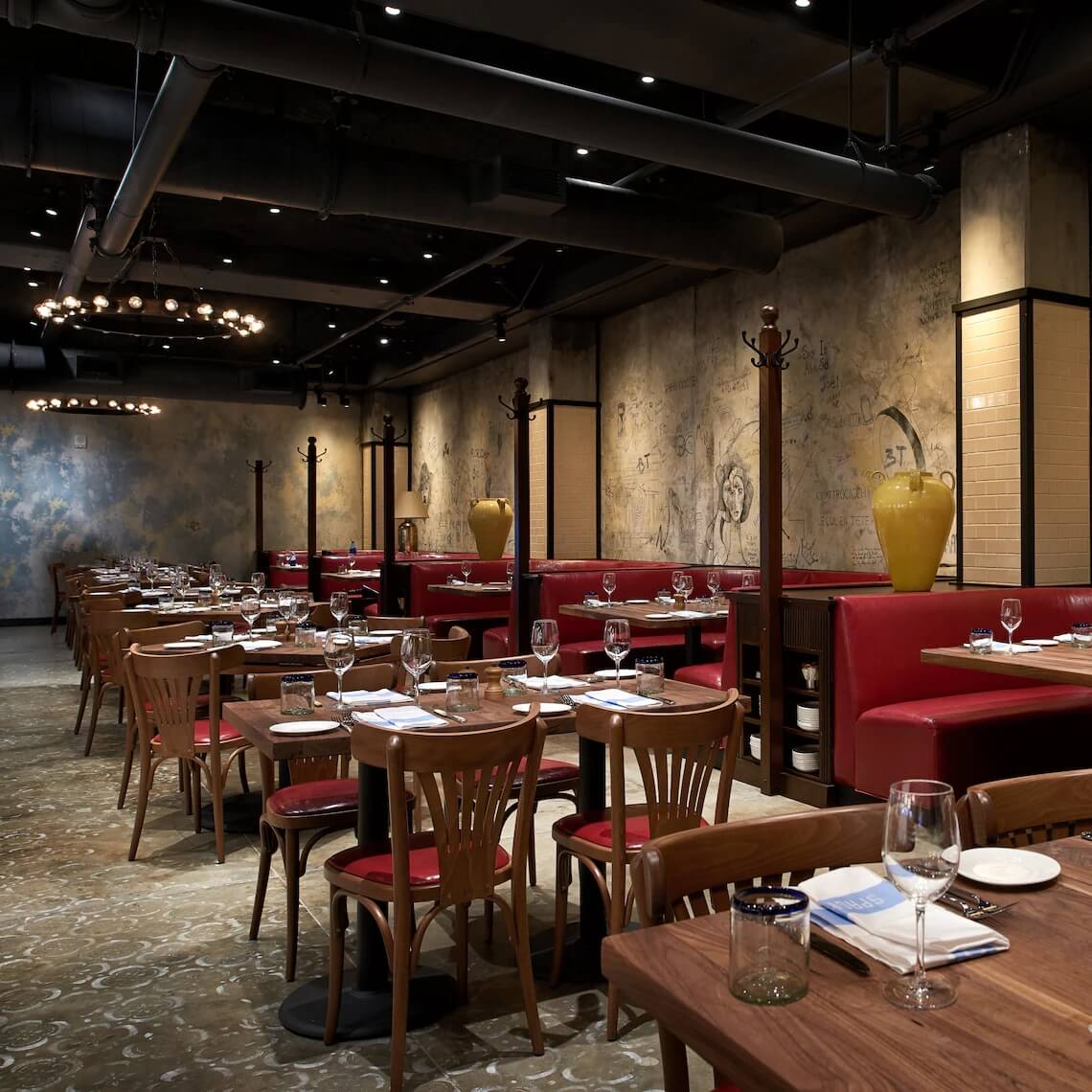 Enzo's Hideaway at Disney Springs