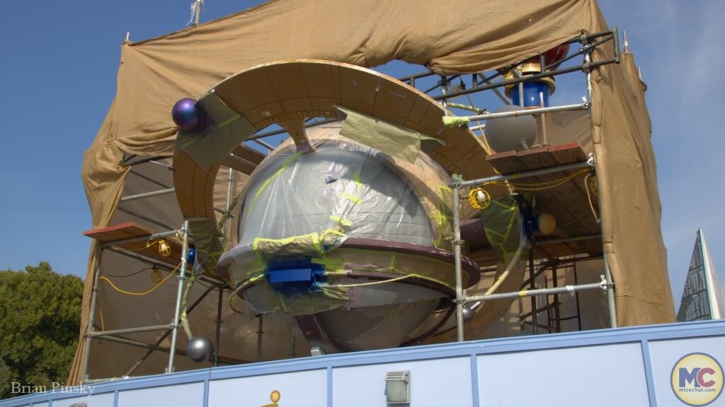 , DISNEYLAND UPDATE: Performers Unite, After Dark Alert & Icon Exit!