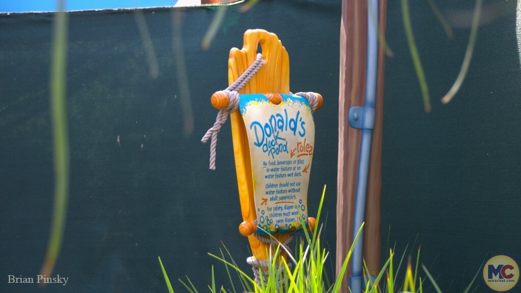 , DISNEYLAND UPDATE: Performers Unite, After Dark Alert & Icon Exit!