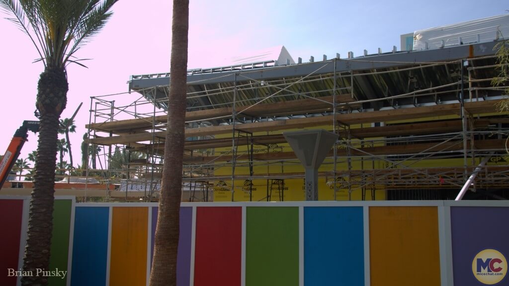 , DISNEYLAND UPDATE: Performers Unite, After Dark Alert & Icon Exit!