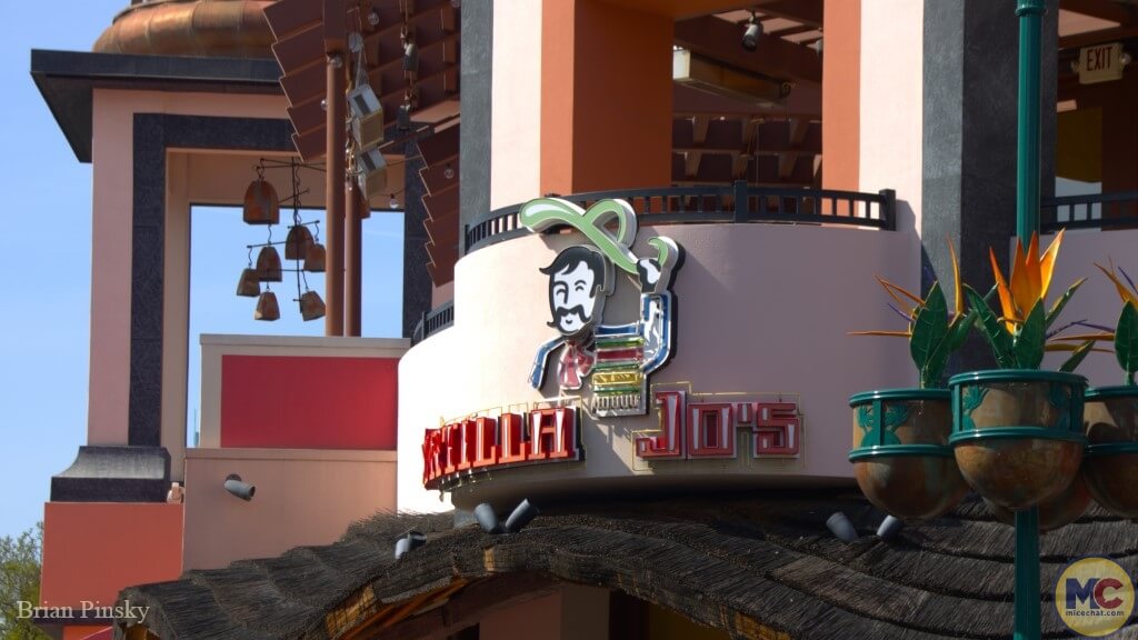 , DISNEYLAND UPDATE: Performers Unite, After Dark Alert & Icon Exit!