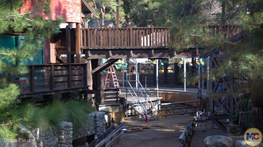 , DISNEYLAND UPDATE: Performers Unite, After Dark Alert & Icon Exit!