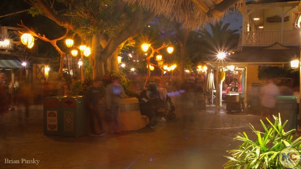, DISNEYLAND UPDATE: Performers Unite, After Dark Alert & Icon Exit!