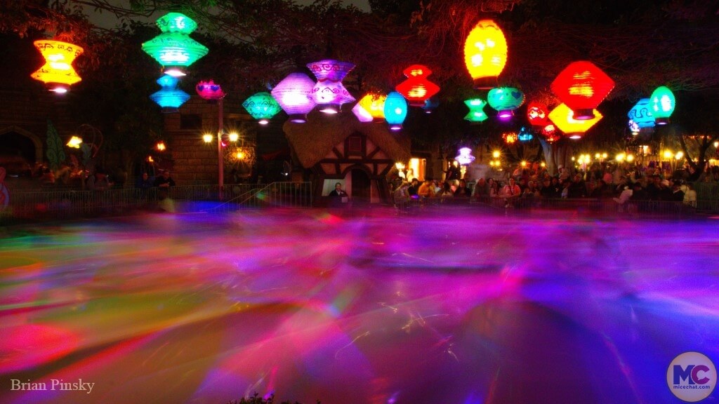 , DISNEYLAND UPDATE: Performers Unite, After Dark Alert & Icon Exit!