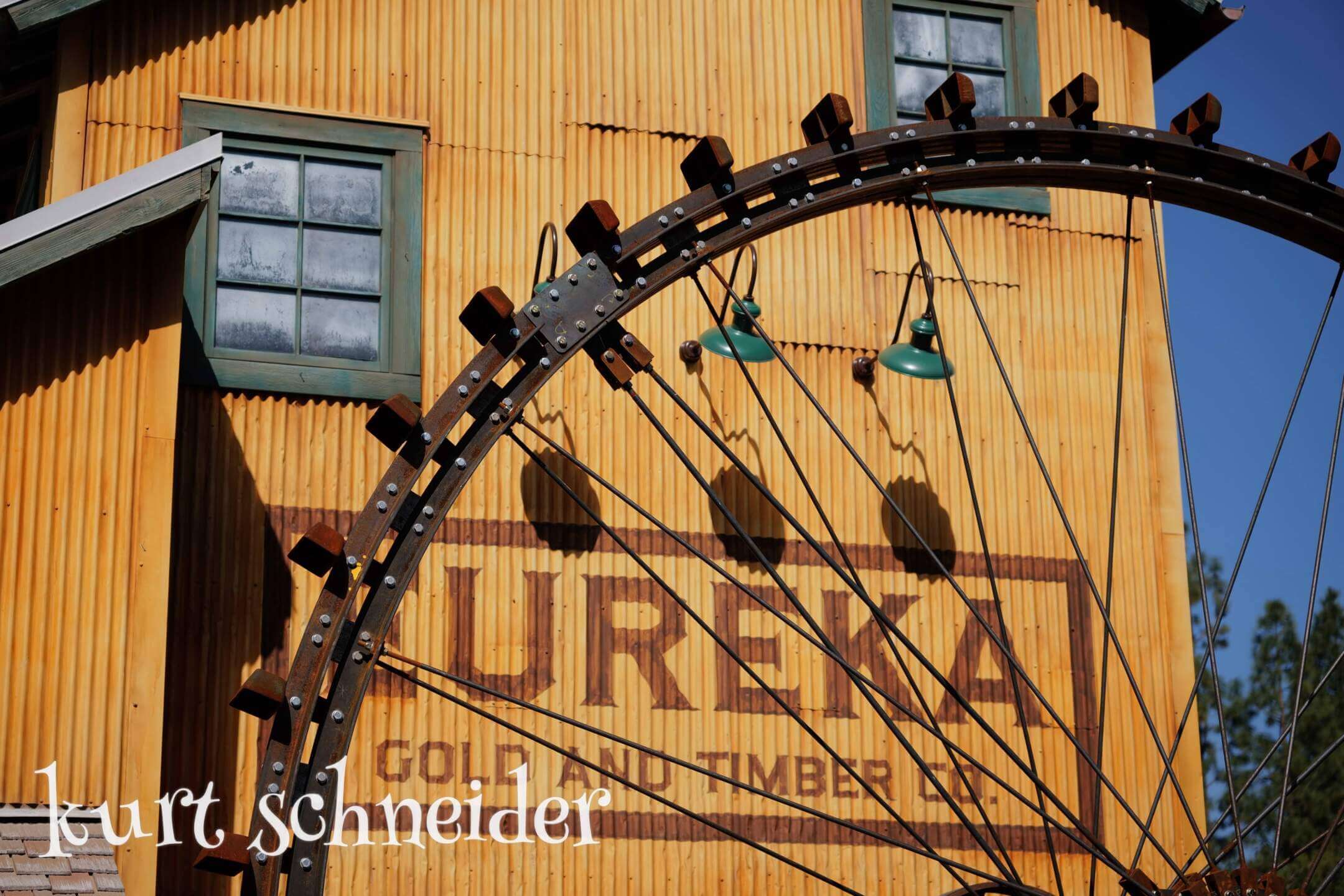 , DISNEYLAND UPDATE: Inching Forward, Spring Surprises & Continuing Construction