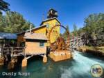 Disneyland-News-Blues Grizzly Water Wheel Broken- MiceChat