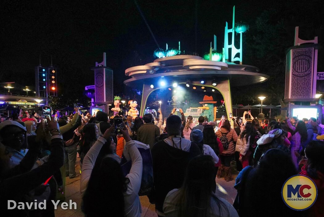 , DISNEYLAND UPDATE: Imagineering Reimagined, Avatar Anticipations & Magic Key Mysteries!