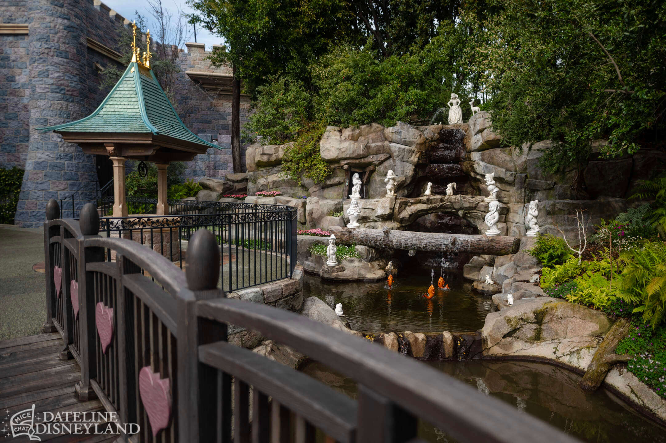 Disneyland, Disneyland Update: Rainy Days, Reveals, and Reinventions!
