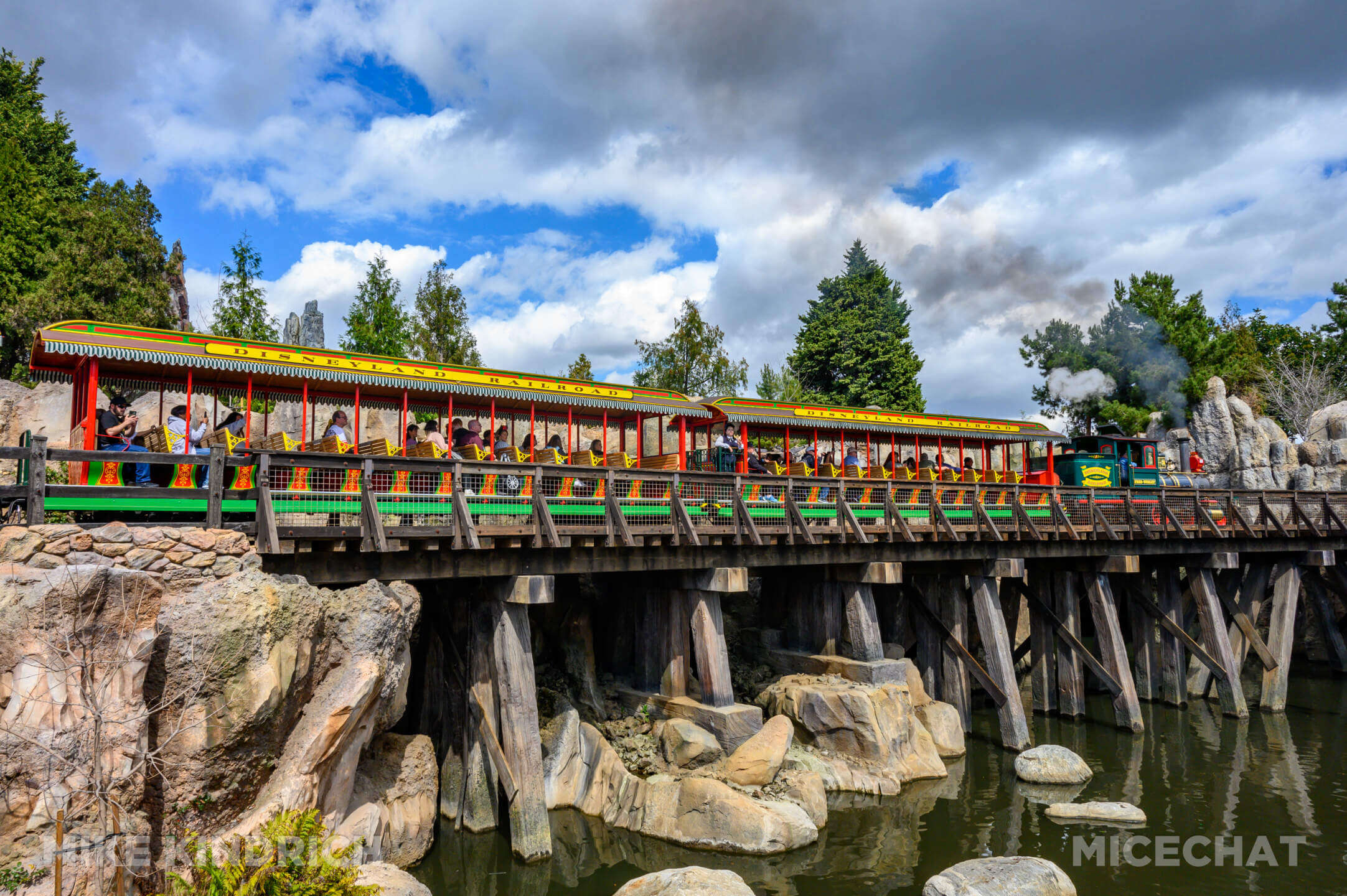 , DISNEYLAND UPDATE: Balancing Magic with Reality – Spring Surprises & Disappointments