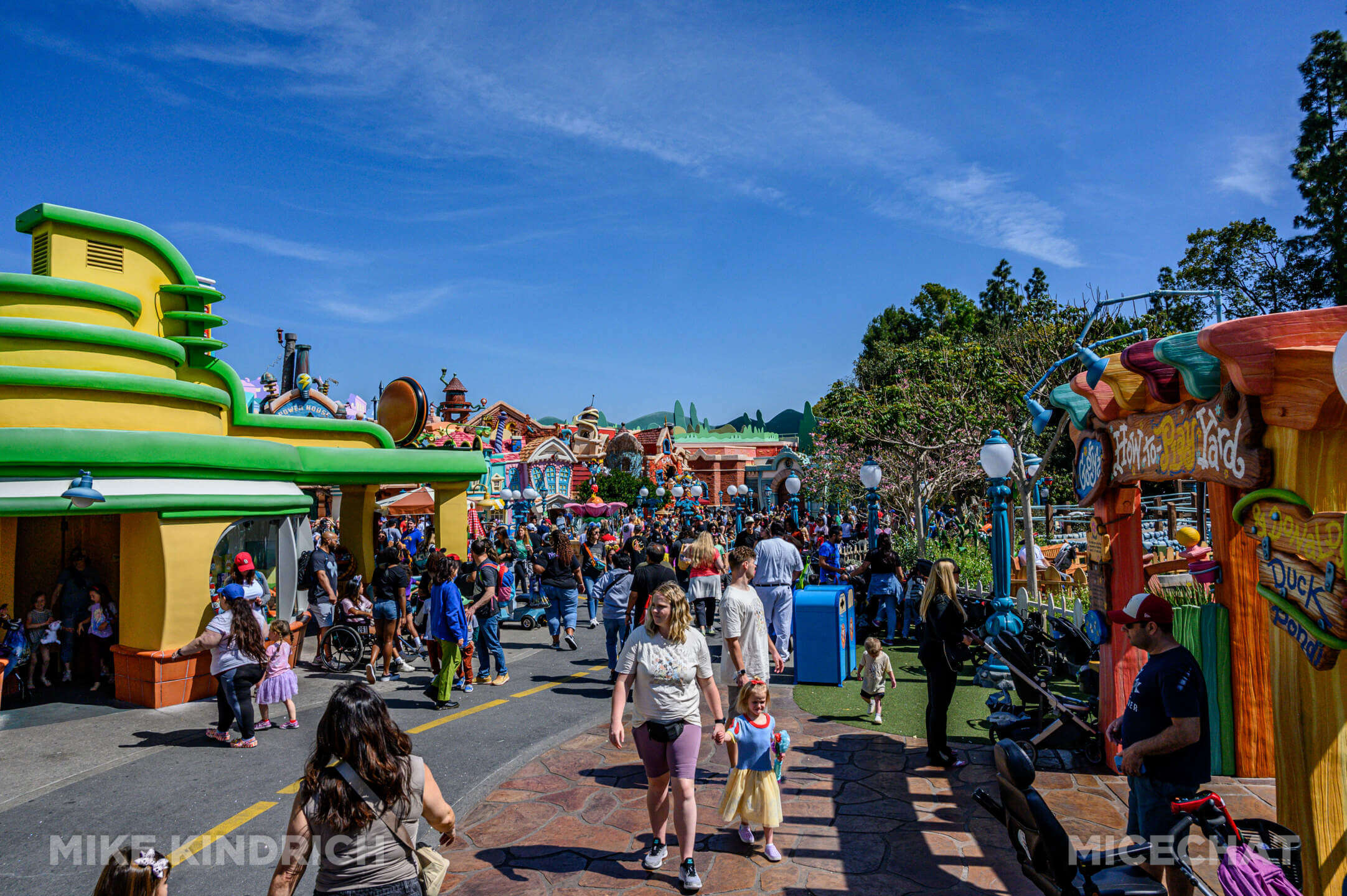 , DISNEYLAND UPDATE: Toontown Troubles Tamed, Spring Surprises &#038; Seasonal Shenanigans