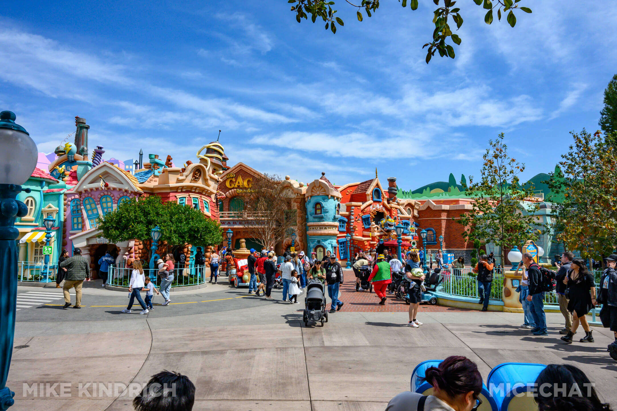 , DISNEYLAND UPDATE: Toontown Troubles Tamed, Spring Surprises &#038; Seasonal Shenanigans