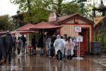 Disney California Food and Wine Festival 2024 rainy day crowds DSC_6856-X5