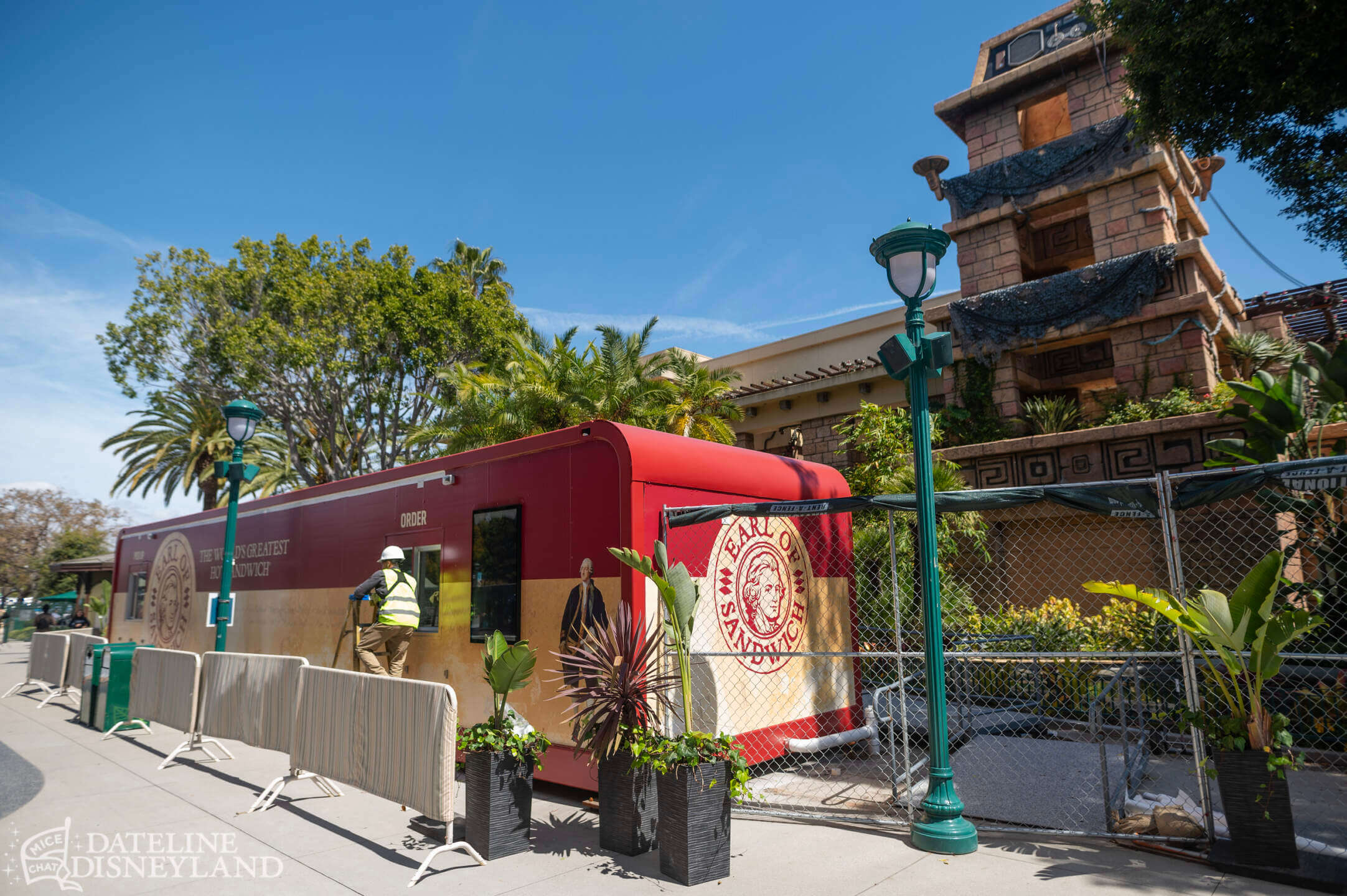Disneyland, Disneyland Update: Rainy Days, Reveals, and Reinventions!