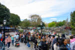 Mike Kindrich Photography_Disneyland_New ORleans Square_Crowds (1 of 1)