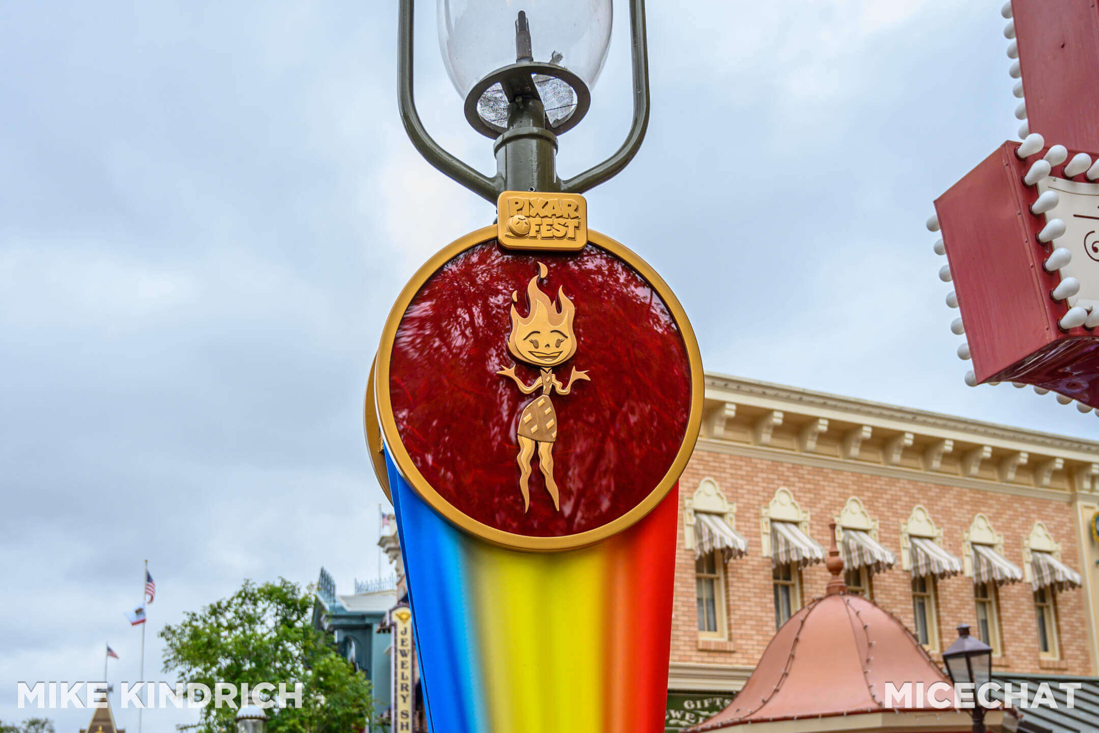 , DISNEYLAND UPDATE: Goodbyes, Last Hurrahs & New Horizons!
