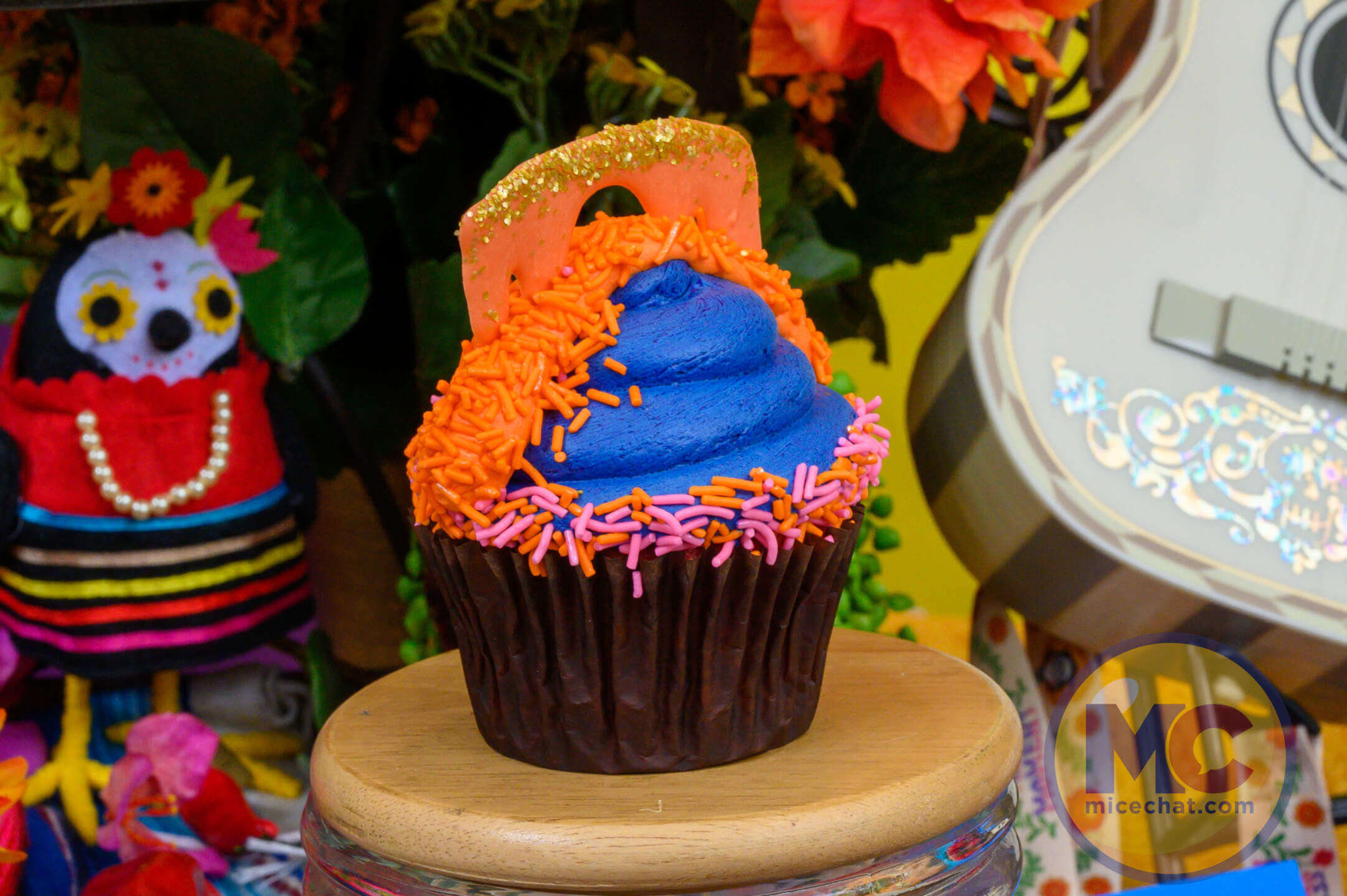 Pixar Fest 2024 - Marigold bridge cupcake