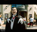 029_Universal_Studios_Hollywood_Minolta_Hi-Matic_11_Fuji_400_Dracula