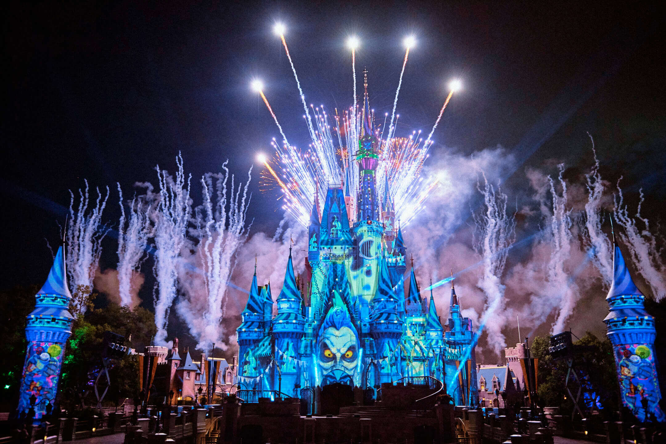 , Halloween Time in the Disney Parks: All the Not So Spooky Details