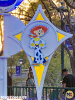 MiceChat – Disneyland Update – PixarFest – Jesse sign