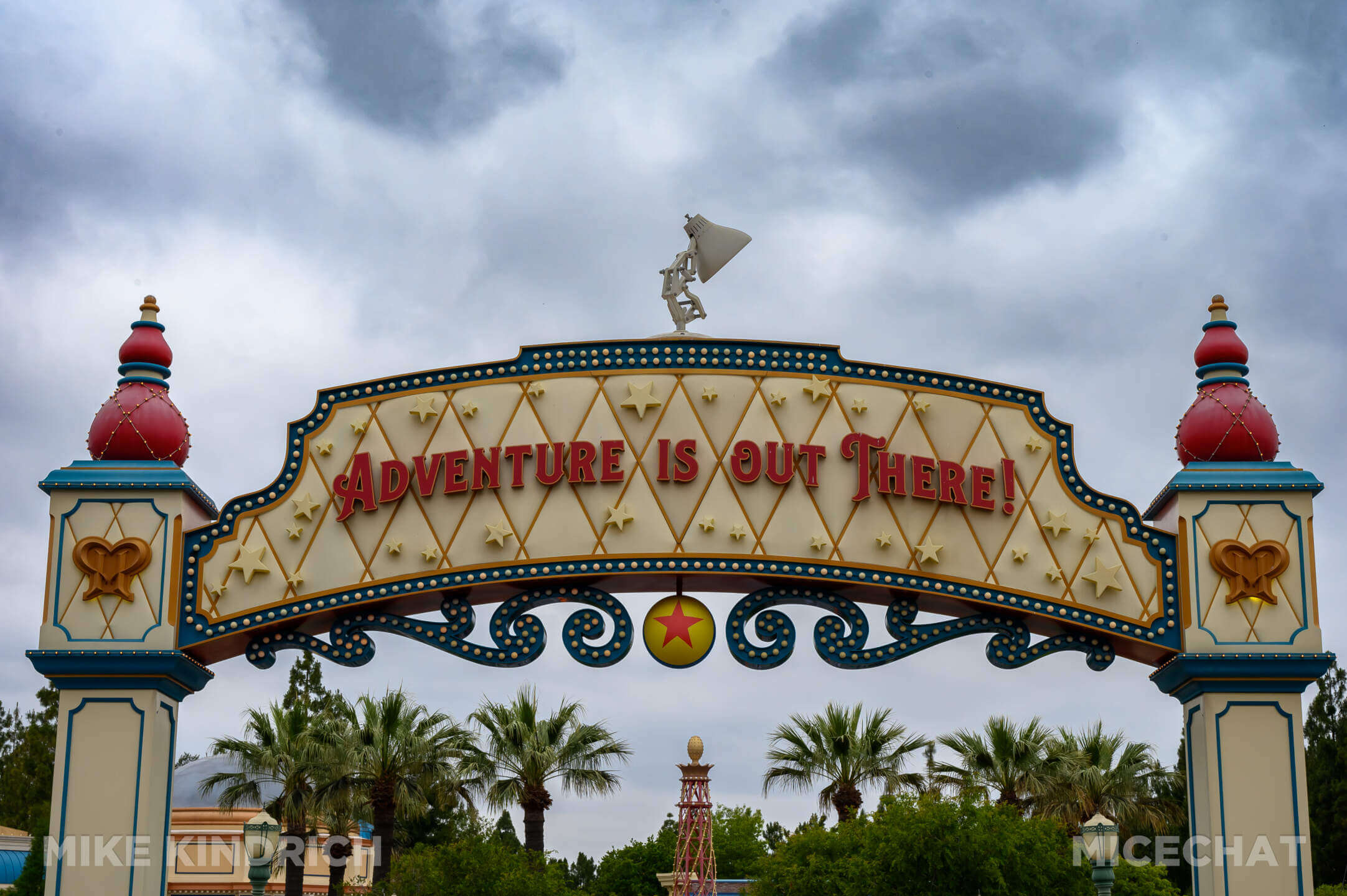 , DISNEYLAND UPDATE: Beautiful Fantasies & Overwhelming Nightmares