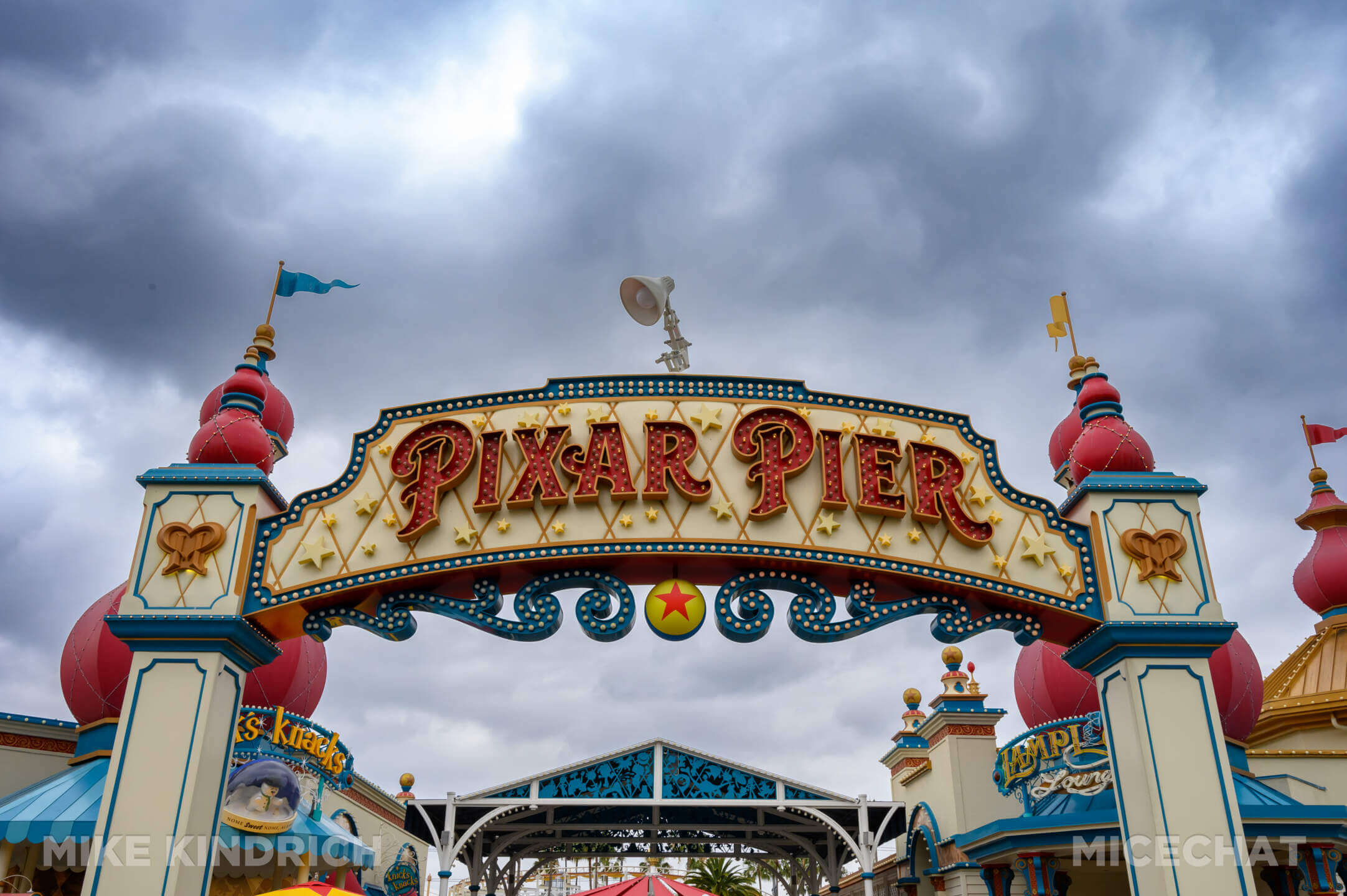 , DISNEYLAND UPDATE: Beautiful Fantasies & Overwhelming Nightmares